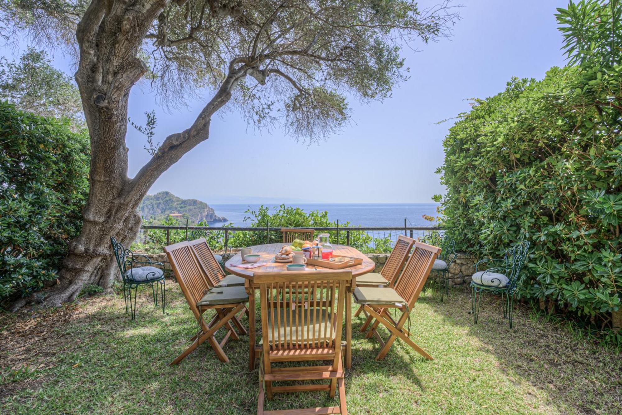 Villa Infinity Vista Mare E Relax Taormina Exterior photo